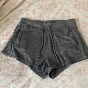 gilly hicks  shorts
